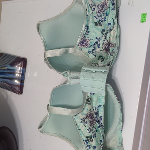 40D Addition Elle Bra - Picture 2 of 8